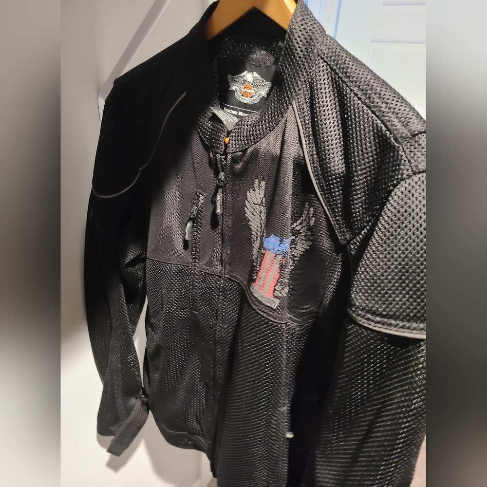Motorcycle jacket